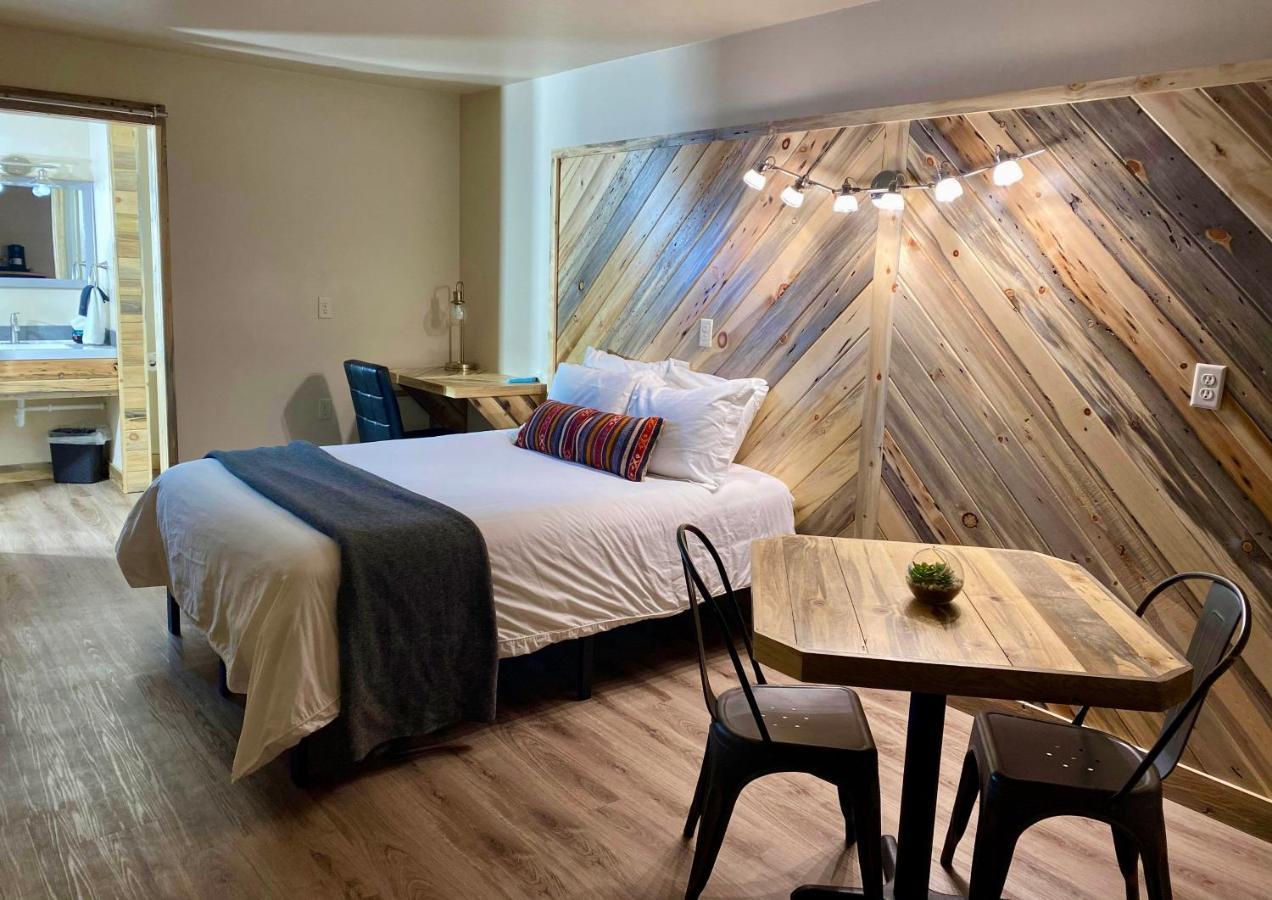 Horseshoe Bend Motel Lovell 外观 照片
